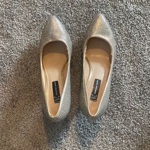 Inc international concepts pumps